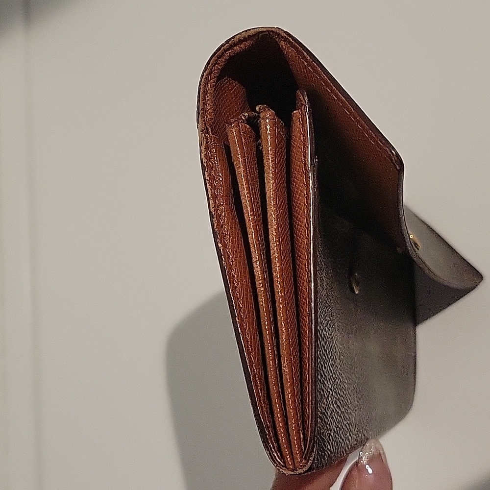 Authentic LV monogram Sarah - Picture 7 of 9